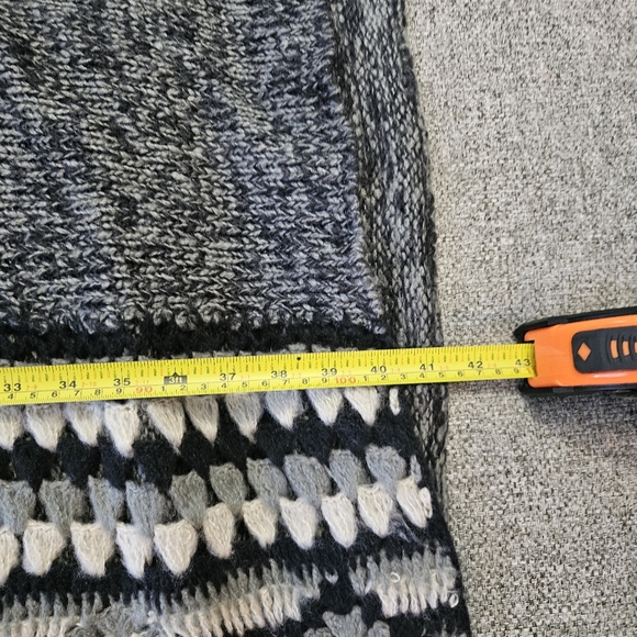 Baik Baik Honolulu Poncho Womens ONE SIZE NEW WITH TAGS ASPEN GREY/BLACK - Picture 8 of 9